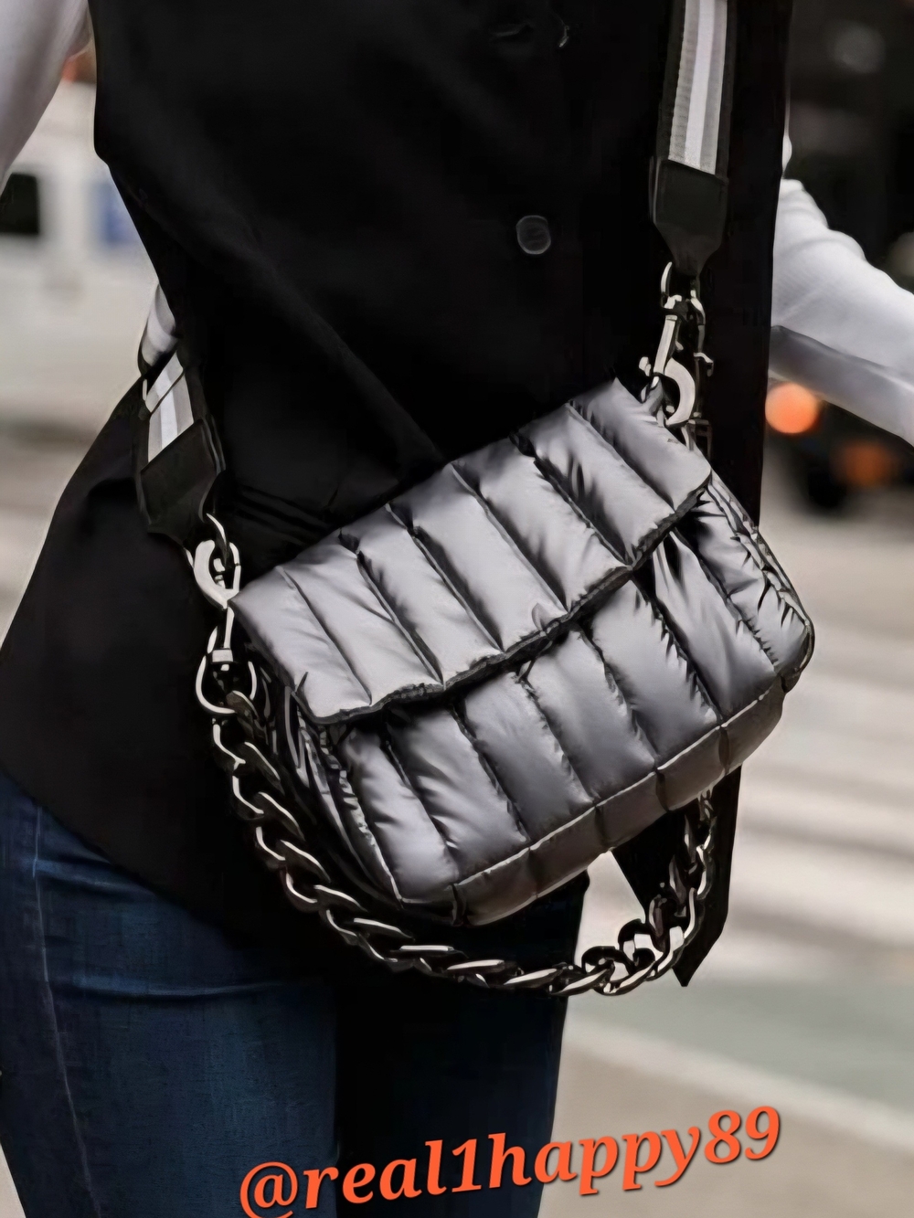 NWT Think Royln Quilted Puffer Petite Bar Chain Crossbody Bag In Pearl Grey